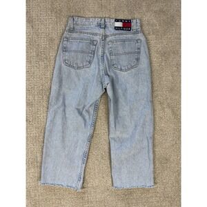 Vintage Tommy Hilfiger 90's Women's Jeans Cropped Whiskered Big Patch Size 0